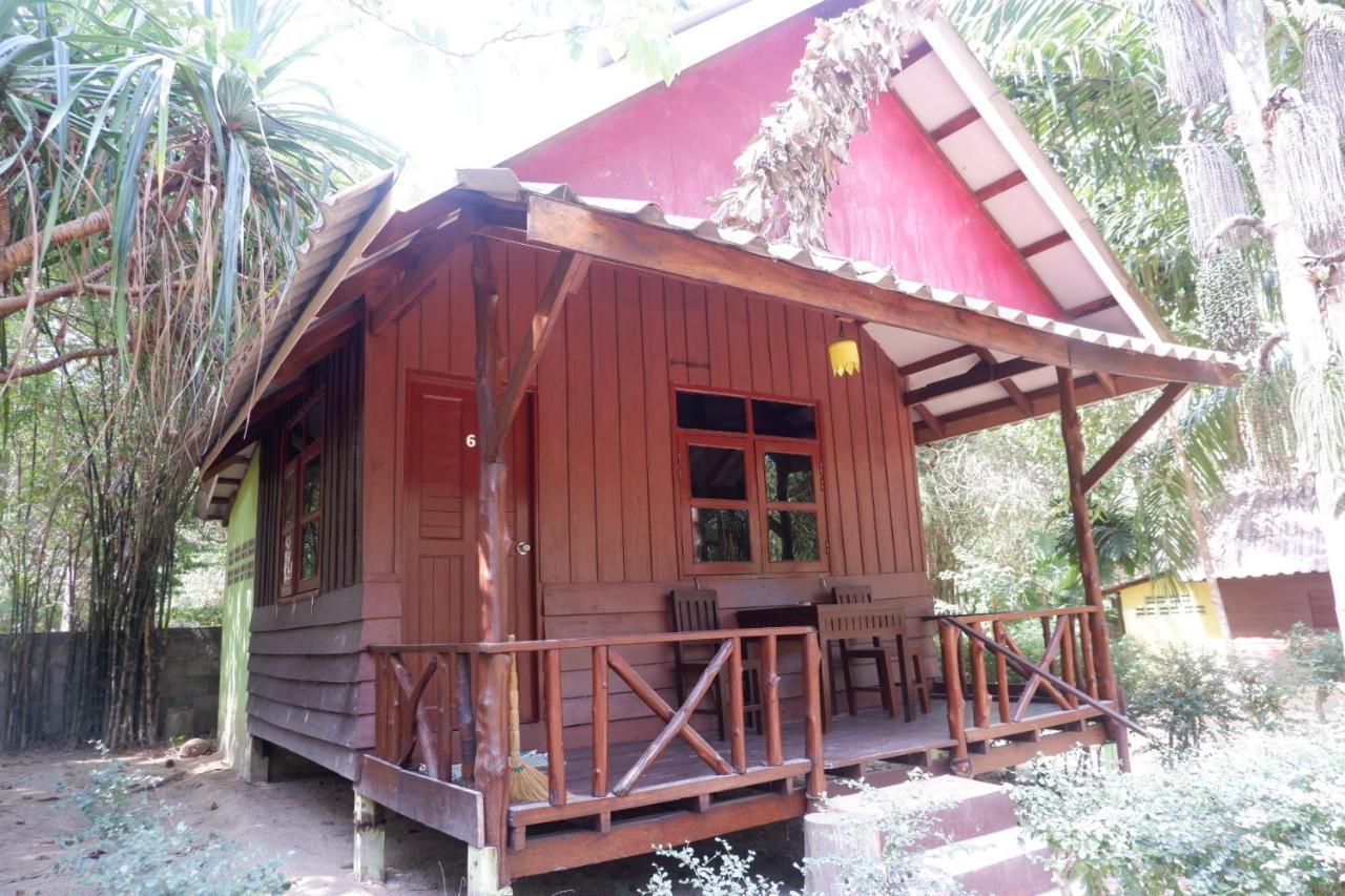 Hotel Goldkey Bungalow Koh Phayam Exterior foto